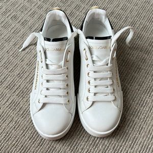 Dolce & Gabbana Calfskin Nappa Portofino Sneakers with Lettering. Size 37